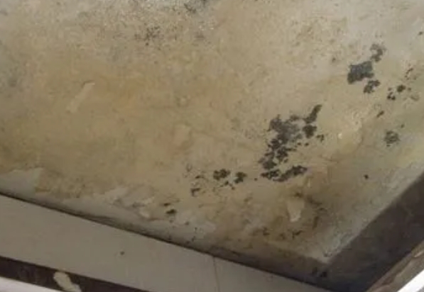 丹棱阳台漏水维修公司分享下丹棱卫生间渗水维修需要注意哪些问题。